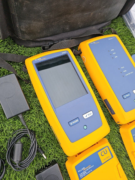 Fluke Networks DSX-5000 Versiv Cat6 Cat6a LAN Cable Certifier Tester